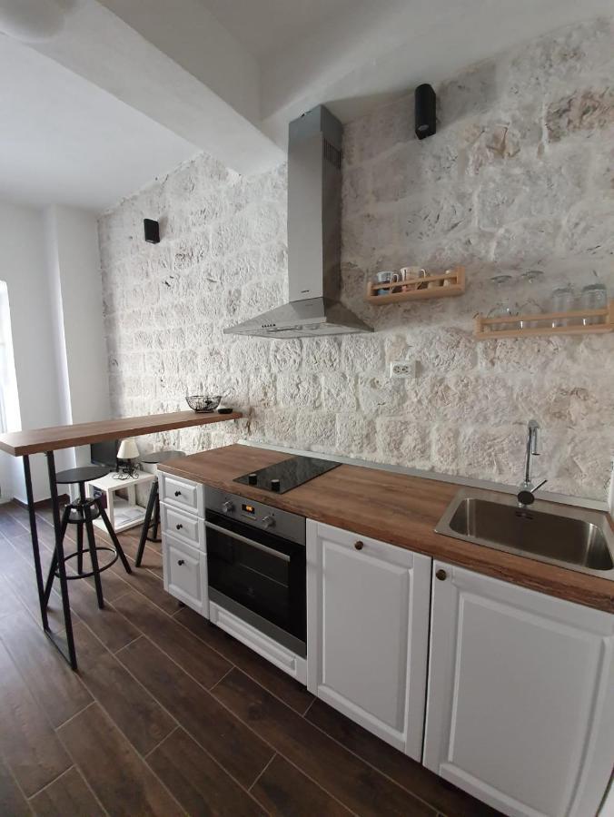 Apartments Kut فيس المظهر الخارجي الصورة
